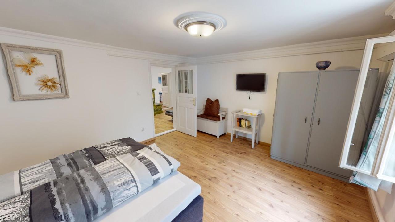Family Apartman Μίσκολτς Εξωτερικό φωτογραφία