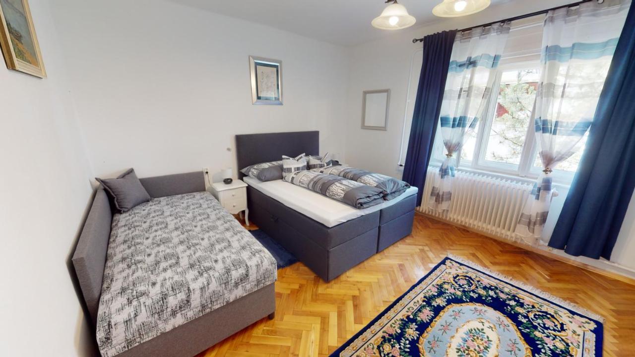 Family Apartman Μίσκολτς Εξωτερικό φωτογραφία