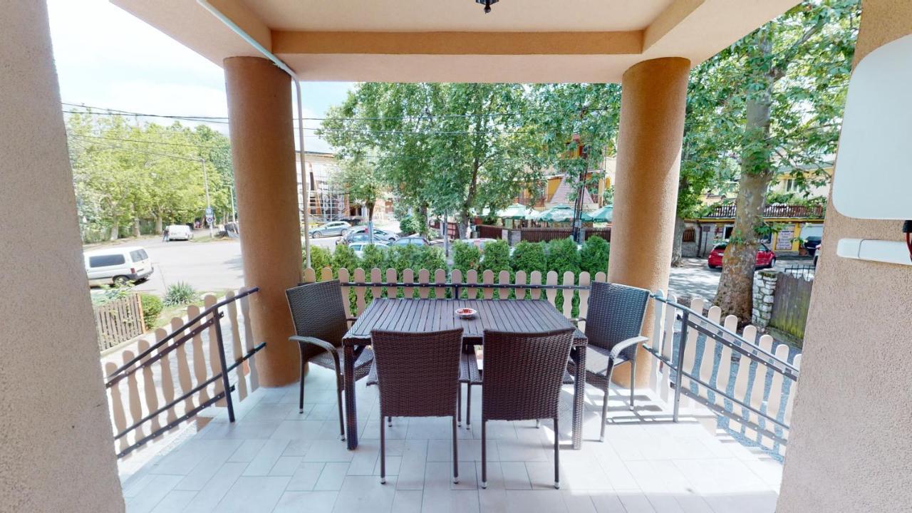 Family Apartman Μίσκολτς Εξωτερικό φωτογραφία