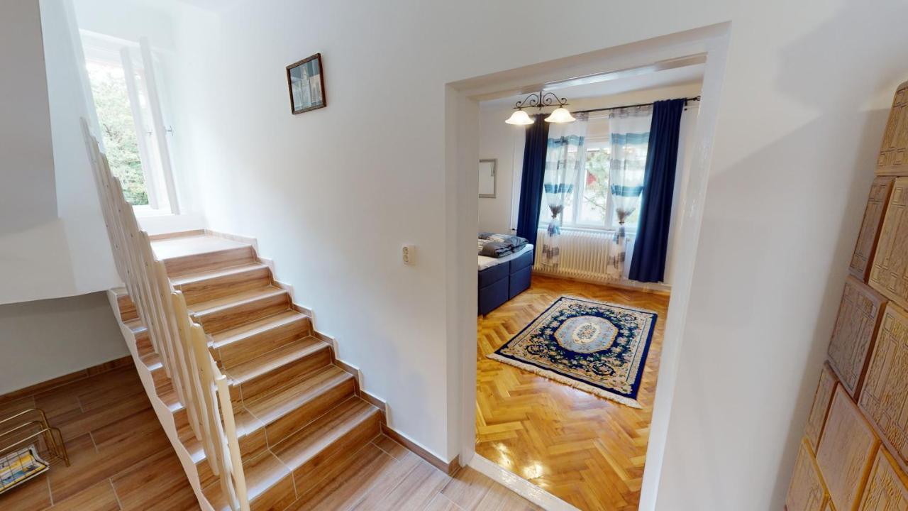 Family Apartman Μίσκολτς Εξωτερικό φωτογραφία