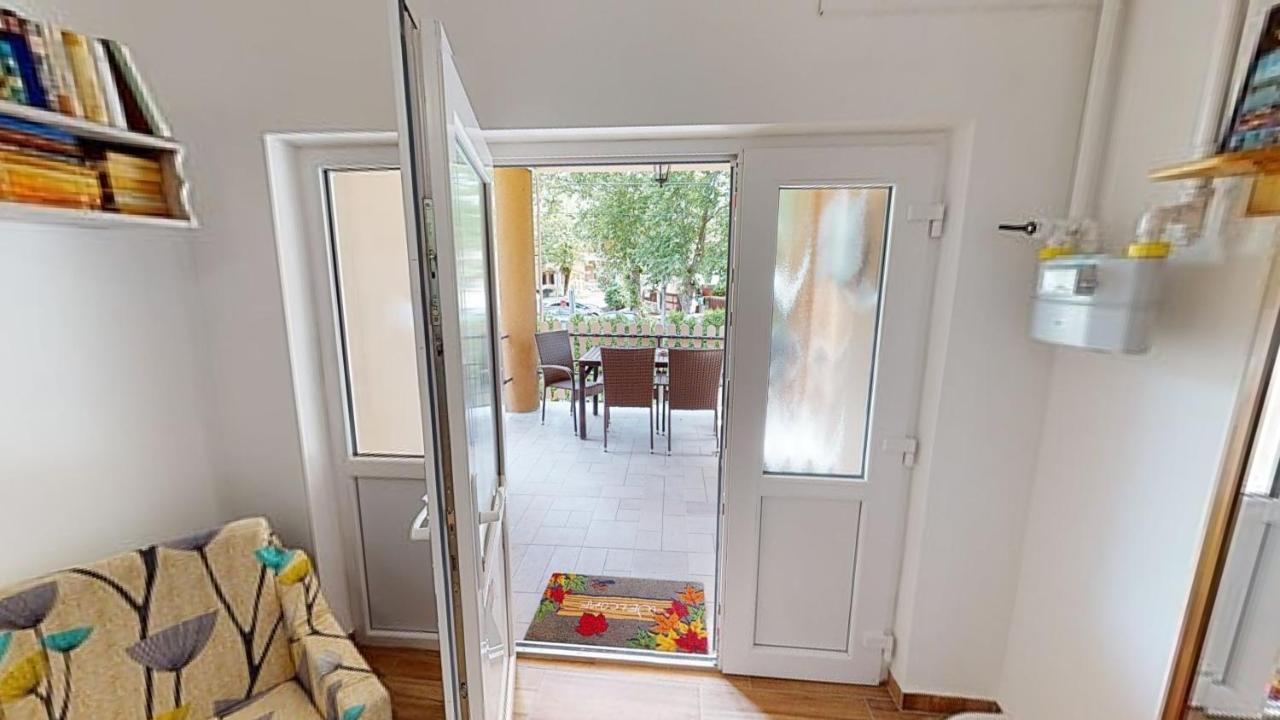 Family Apartman Μίσκολτς Εξωτερικό φωτογραφία
