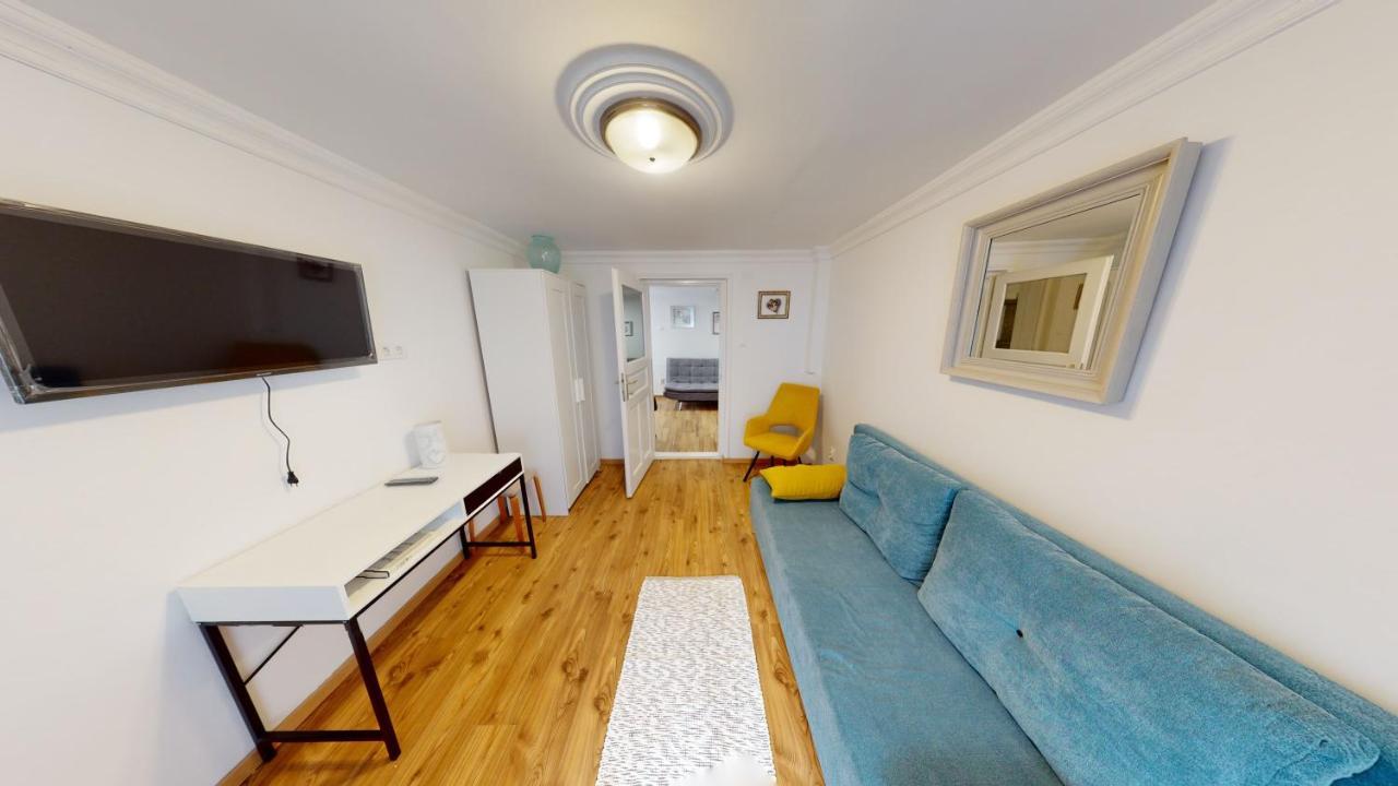 Family Apartman Μίσκολτς Εξωτερικό φωτογραφία