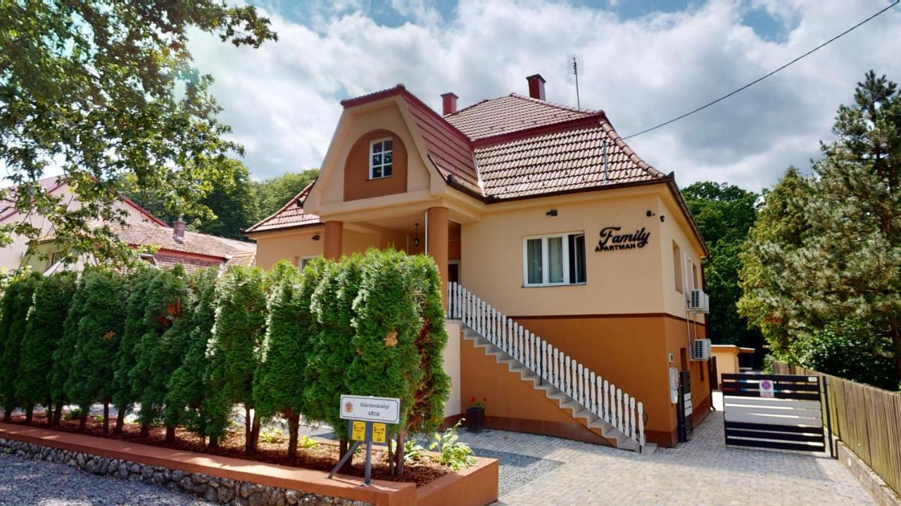 Family Apartman Μίσκολτς Εξωτερικό φωτογραφία
